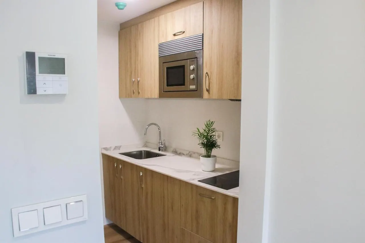 Apartamentos Mundaka Surf Camp Aparthotel